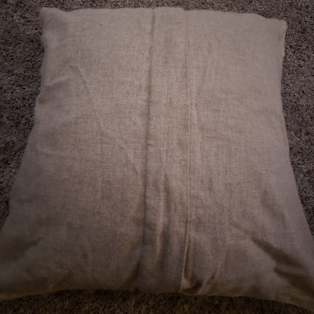 Pottery Barn Tan and Brown Bear Embroidered Pillow Cover - Picture 4 of 8